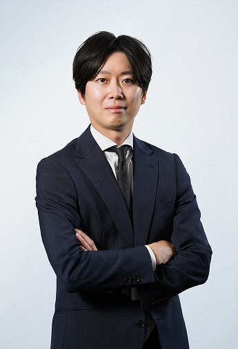 執行役員 新實 翔太