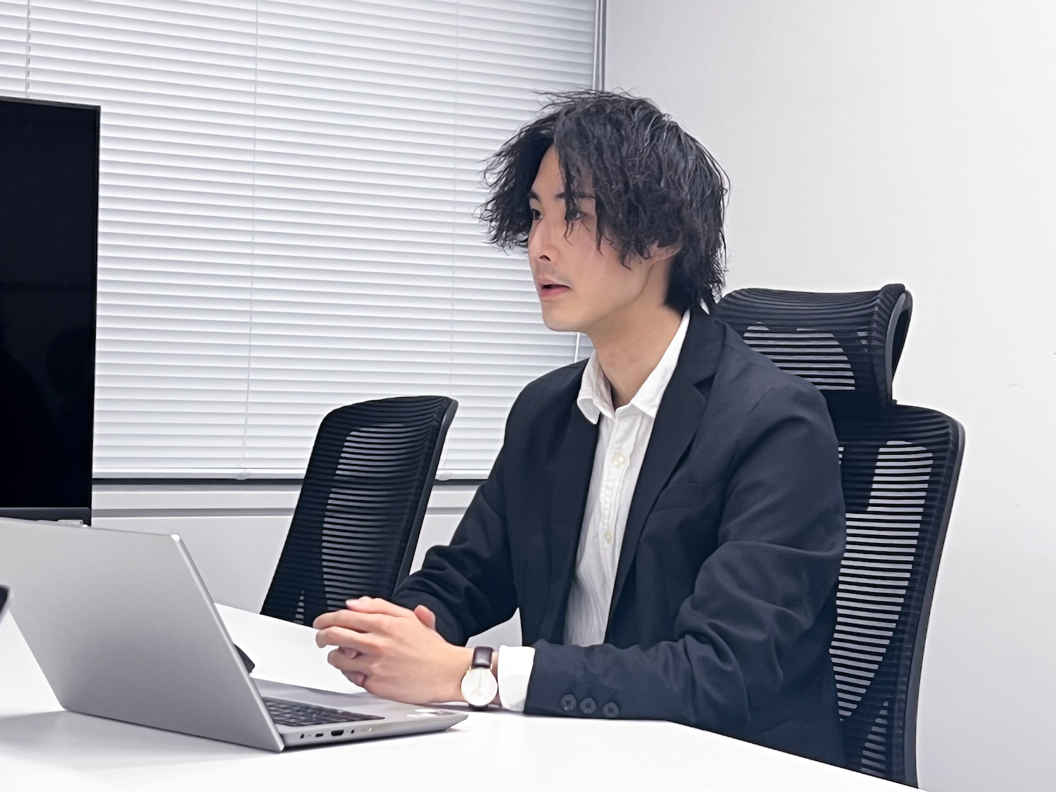 アルサーガ　経理