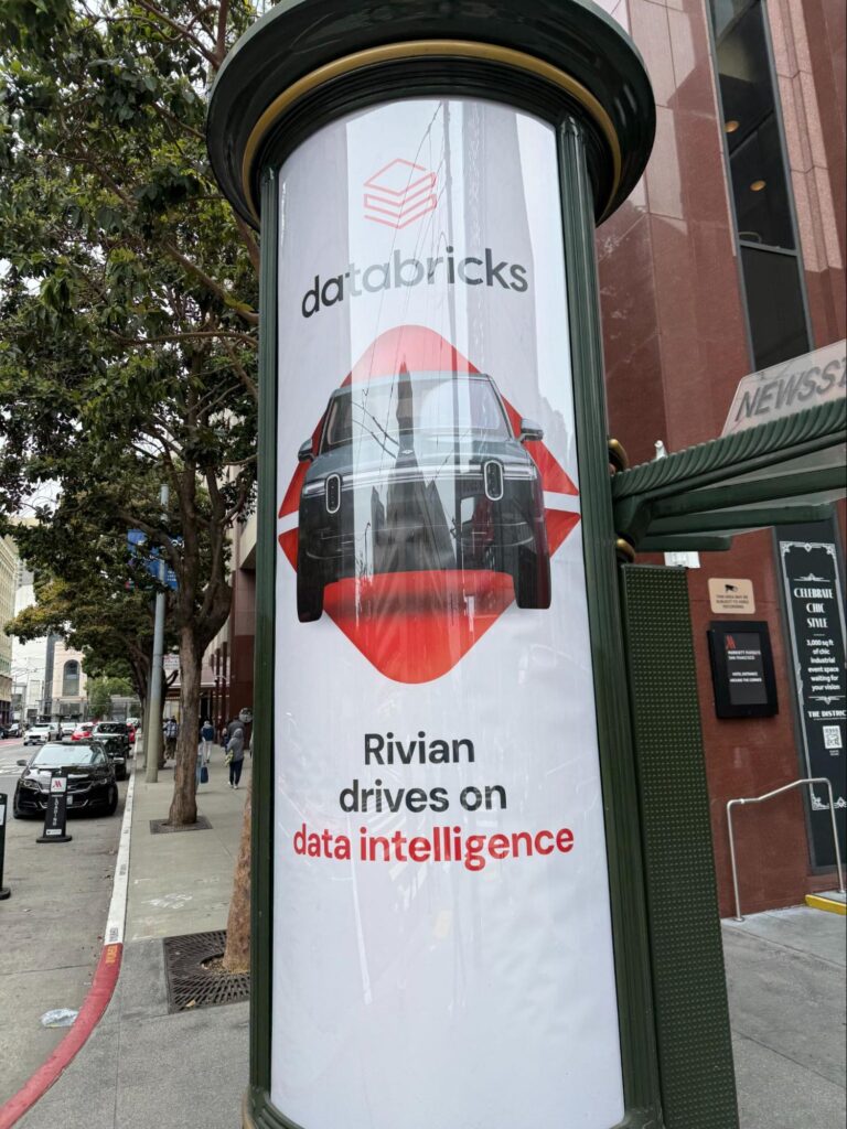 Databricks DATA+AI SUMMIT 2025　広告