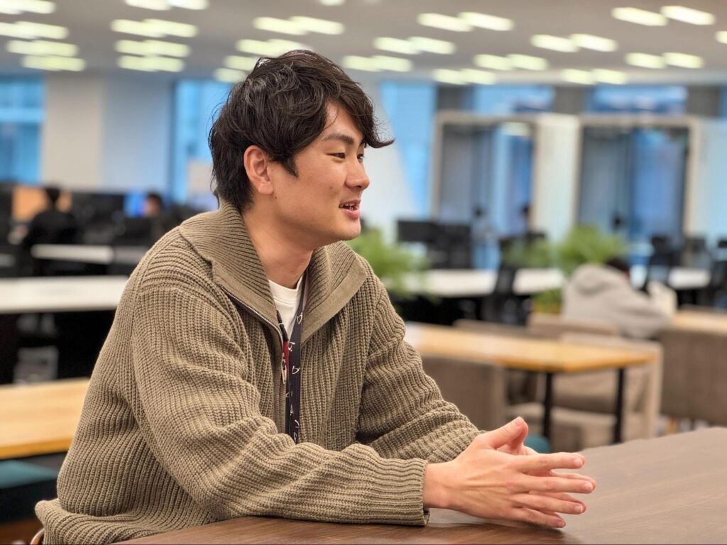社員インタビュー　濱野さん