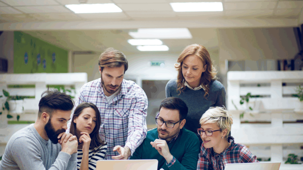 SRE とは DevOps 違い